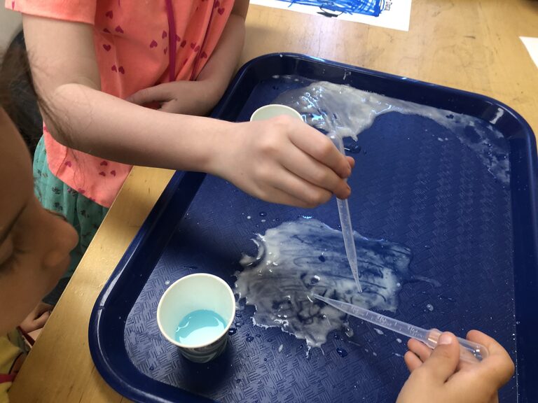 Close Up Fizzing Jr Mad Scientists